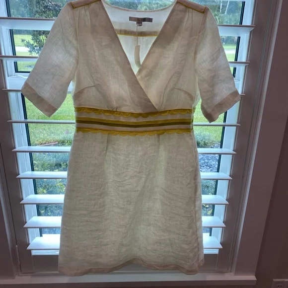Biden NWT White Dress with Yellow Scalloped Accents - Picture 2 of 4